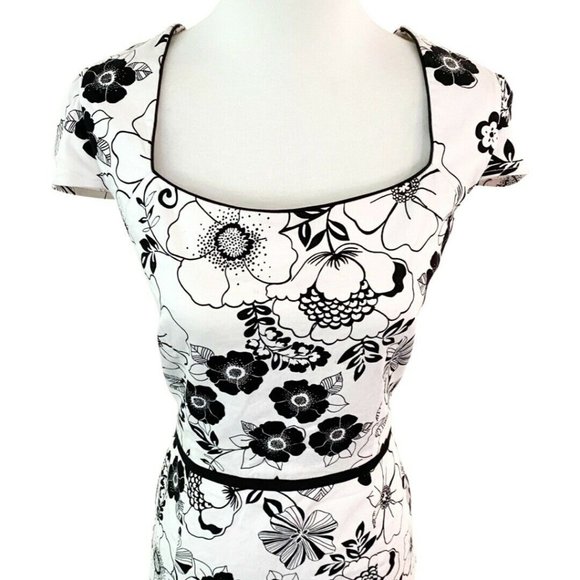Tahari Cap Sleeve Square Neck White-Black Stencil Floral Cotton Dress Size 10 - Picture 2 of 8